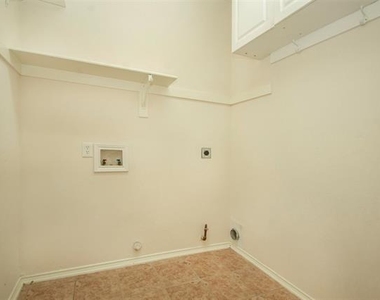 3412 Pueblo Drive - Photo Thumbnail 20