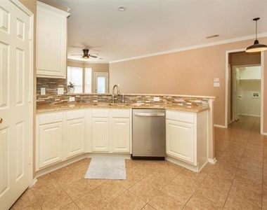 3412 Pueblo Drive - Photo Thumbnail 10