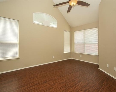3412 Pueblo Drive - Photo Thumbnail 14