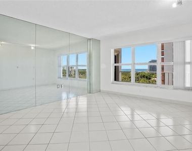 3000 E Sunrise Boulevard - Photo Thumbnail 14