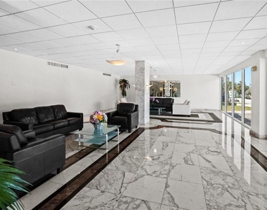 3000 E Sunrise Boulevard - Photo Thumbnail 22