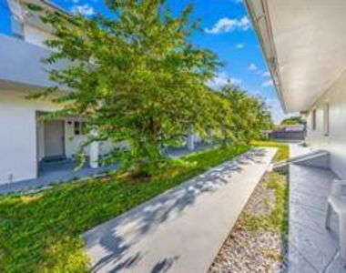 720 Ne 7th Street - Photo Thumbnail 10