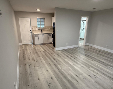 720 Ne 7th Street - Photo Thumbnail 19
