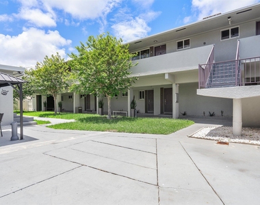 720 Ne 7th Street - Photo Thumbnail 24