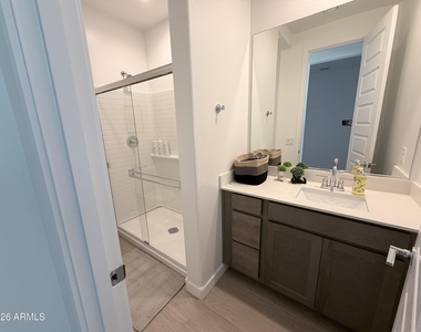 32022 N 121st Avenue - Photo Thumbnail 3