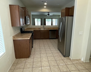 5430 W Montebello Way - Photo Thumbnail 4