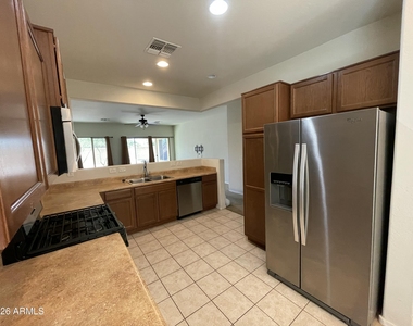 5430 W Montebello Way - Photo Thumbnail 3