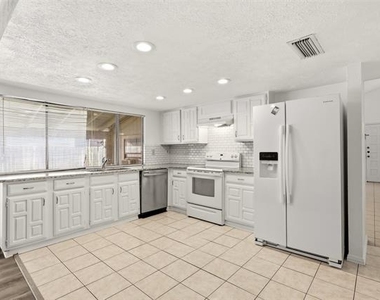 4205 Buckeye Street - Photo Thumbnail 13