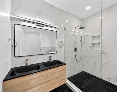 1213 Sycamore Drive - Photo Thumbnail 17