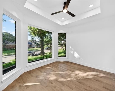 1213 Sycamore Drive - Photo Thumbnail 25