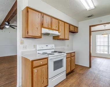7221 Church Park Drive - Photo Thumbnail 8