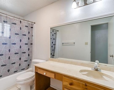 7221 Church Park Drive - Photo Thumbnail 11