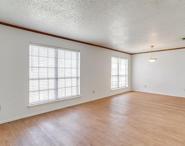 7221 Church Park Drive - Photo Thumbnail 3
