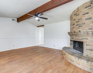 7221 Church Park Drive - Photo Thumbnail 6