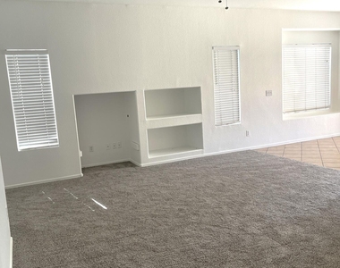 30332 N Desert Willow Boulevard - Photo Thumbnail 2