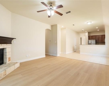 612 Calliopsis Street - Photo Thumbnail 14