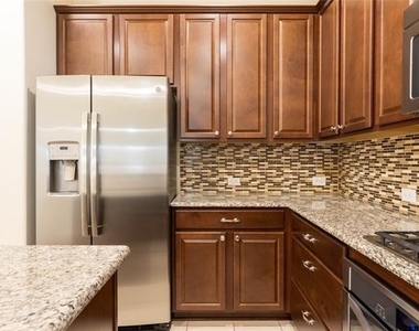 612 Calliopsis Street - Photo Thumbnail 10