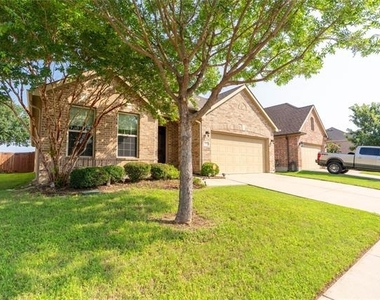 612 Calliopsis Street - Photo Thumbnail 1