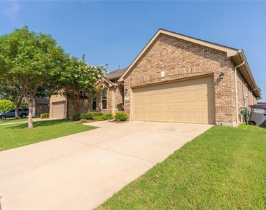 612 Calliopsis Street - Photo Thumbnail 2