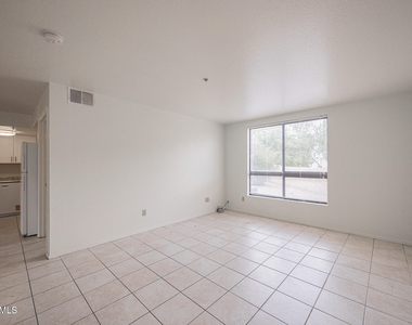 16033 N 25th Street - Photo Thumbnail 4