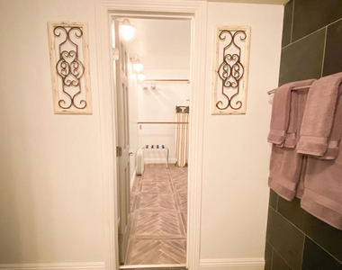 7625 E Camelback Road - Photo Thumbnail 17