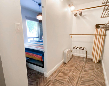 7625 E Camelback Road - Photo Thumbnail 16