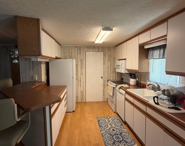 3212 Se 24th Street - Photo Thumbnail 10