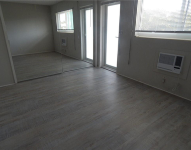 2841 Ne 32nd Street - Photo Thumbnail 6