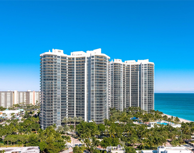 3100 N Ocean Boulevard - Photo Thumbnail 24