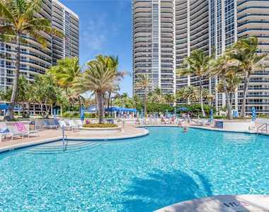 3100 N Ocean Boulevard - Photo Thumbnail 36