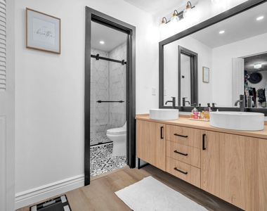 740 E Coco Plum Circle - Photo Thumbnail 19
