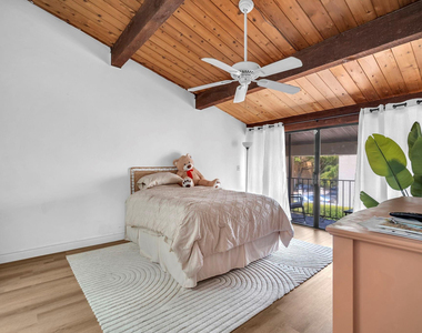 740 E Coco Plum Circle - Photo Thumbnail 17