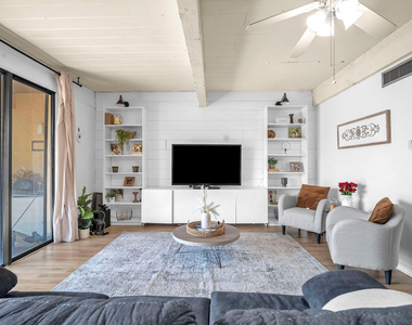 740 E Coco Plum Circle - Photo Thumbnail 9