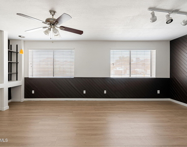 620 E Appaloosa Road - Photo Thumbnail 24