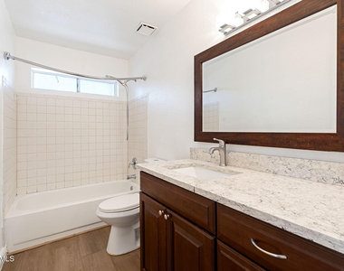 620 E Appaloosa Road - Photo Thumbnail 22