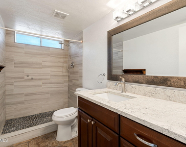 620 E Appaloosa Road - Photo Thumbnail 33