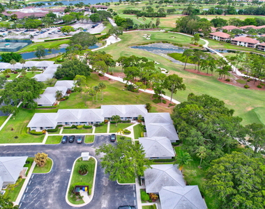 526 Club Drive - Photo Thumbnail 22