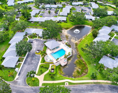 526 Club Drive - Photo Thumbnail 28