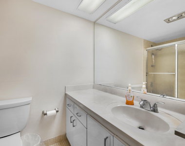 3621 Oaks Clubhouse Dr. Drive - Photo Thumbnail 23
