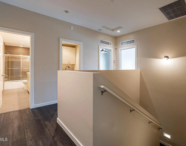 959 S Ash Avenue - Photo Thumbnail 25
