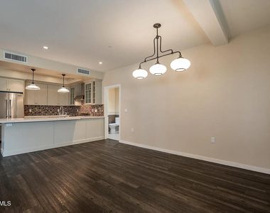 959 S Ash Avenue - Photo Thumbnail 5