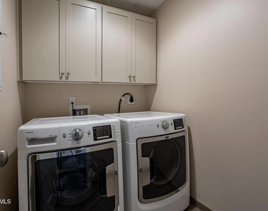 959 S Ash Avenue - Photo Thumbnail 43
