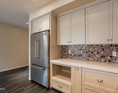 959 S Ash Avenue - Photo Thumbnail 16