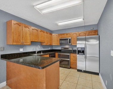 320 Woodland Road - Photo Thumbnail 12
