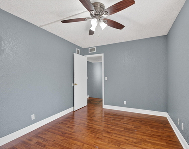 320 Woodland Road - Photo Thumbnail 38