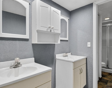 320 Woodland Road - Photo Thumbnail 34