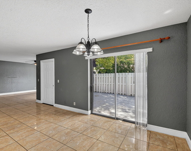 320 Woodland Road - Photo Thumbnail 10