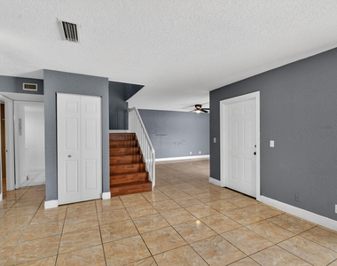 320 Woodland Road - Photo Thumbnail 8
