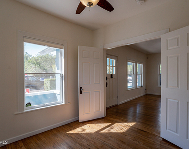 959 S Ash Avenue - Photo Thumbnail 23