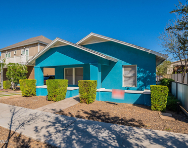 959 S Ash Avenue - Photo Thumbnail 2